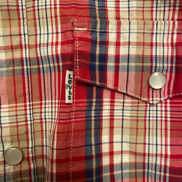 Levi’s vintage bottom up shirt - Picture 2 of 4